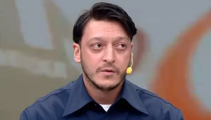 Месут Озил