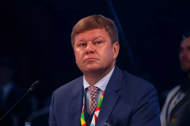 Шанхай Шеньхуа, Дмитрий Губерниев