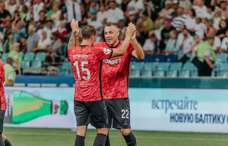 ФК Факел, Артём Дзюба