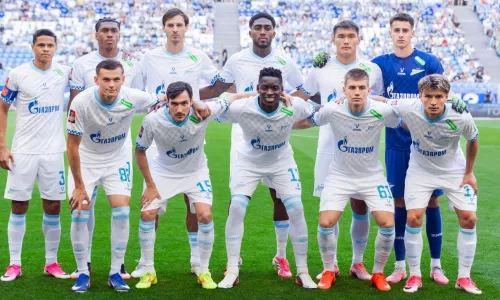 ФК Зенит, ФК Крылья Советов