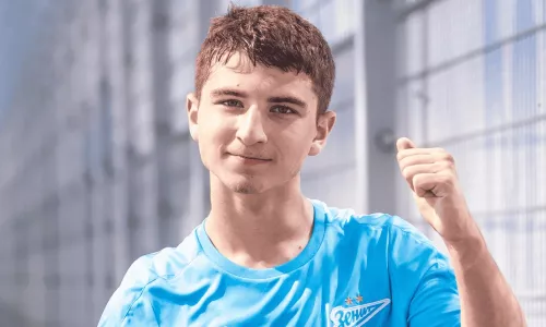 ФК Зенит, ФК Факел