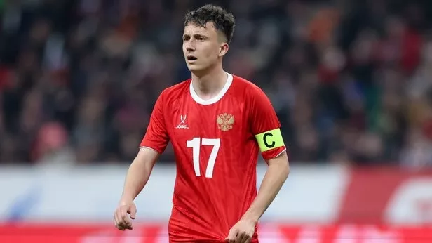 Александр Головин